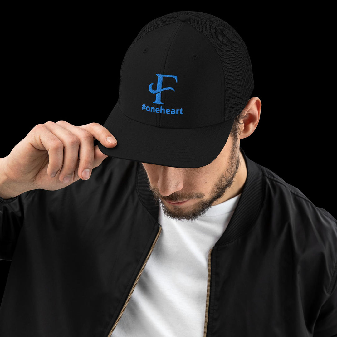 #oneheart F Trucker Cap